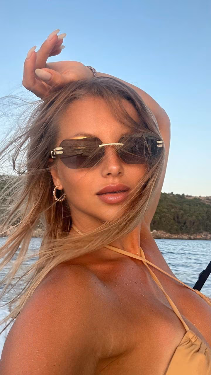 Anna 35 Ivano-Frankivsk Ukraine young filipina