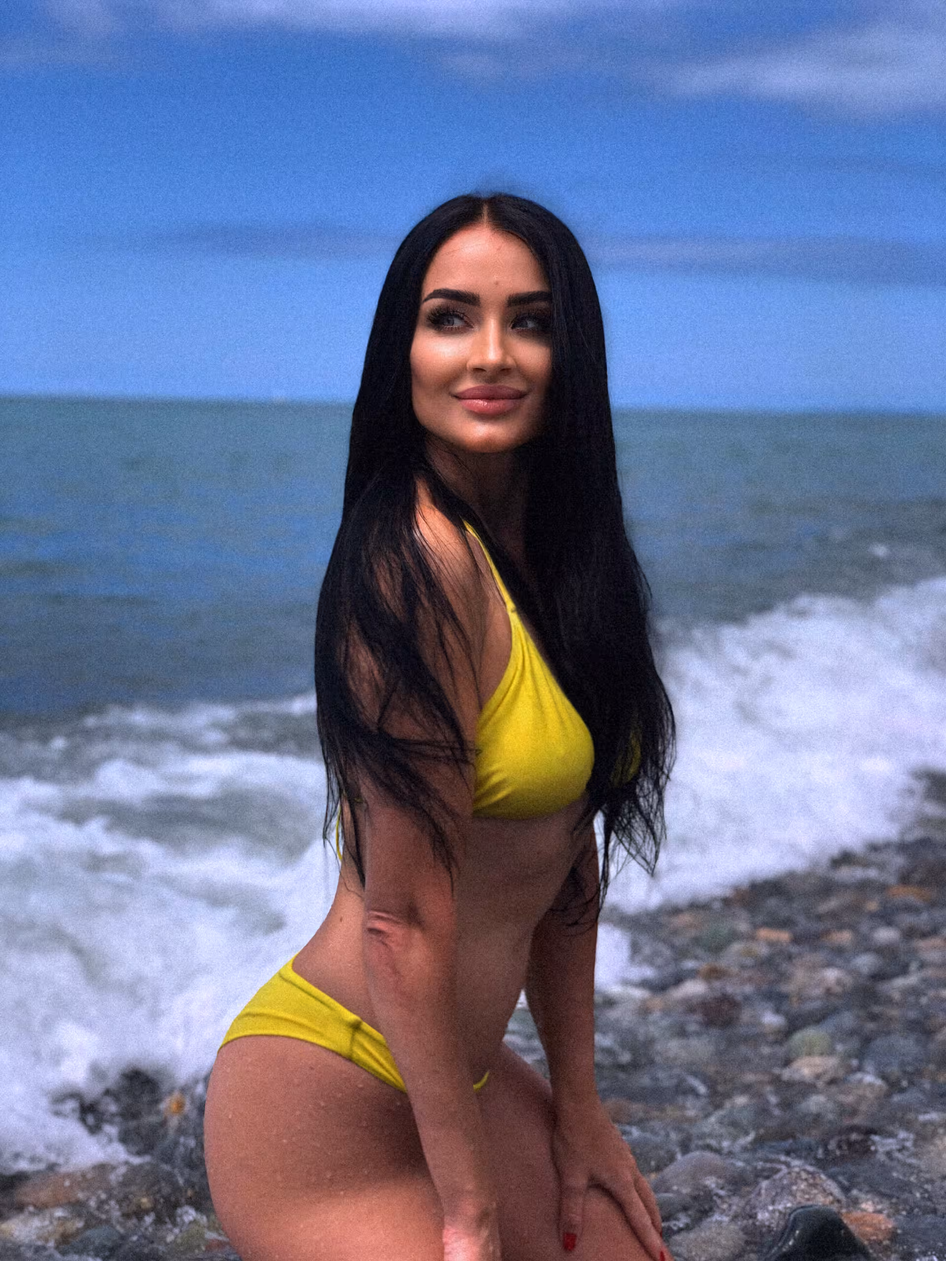 Tatyana dating older filipinas