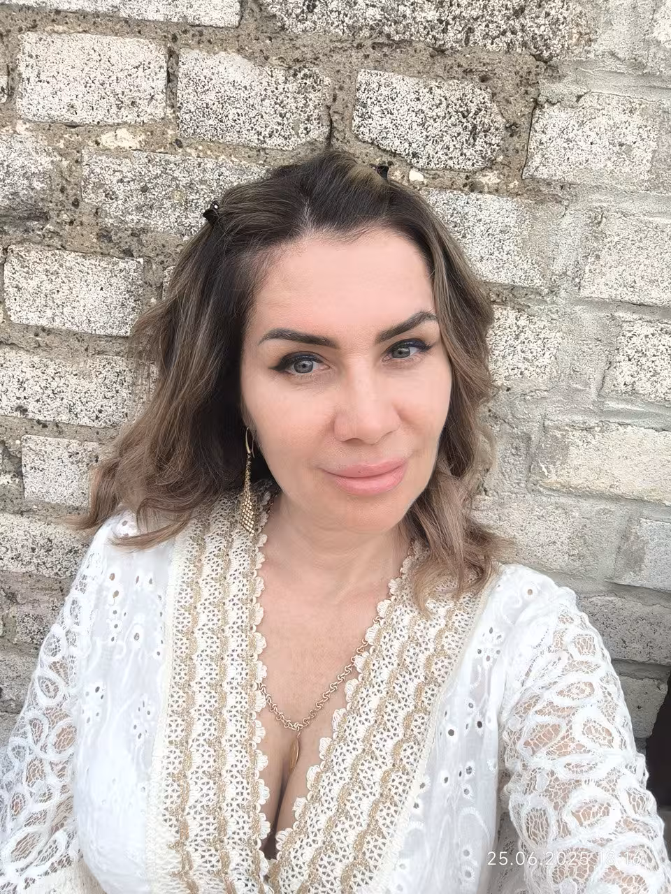 Angela filipinas dating