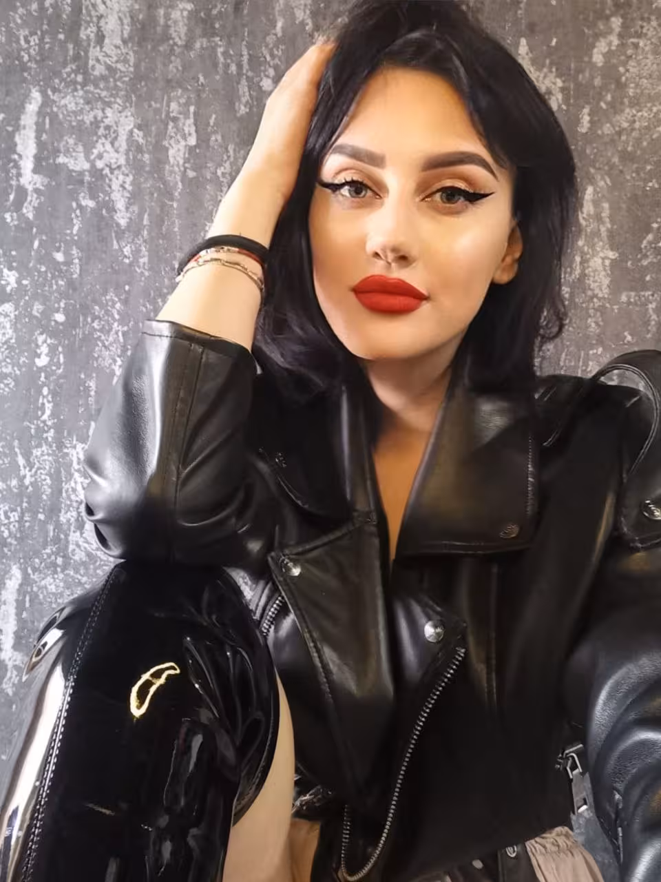 Alina philippine dating app