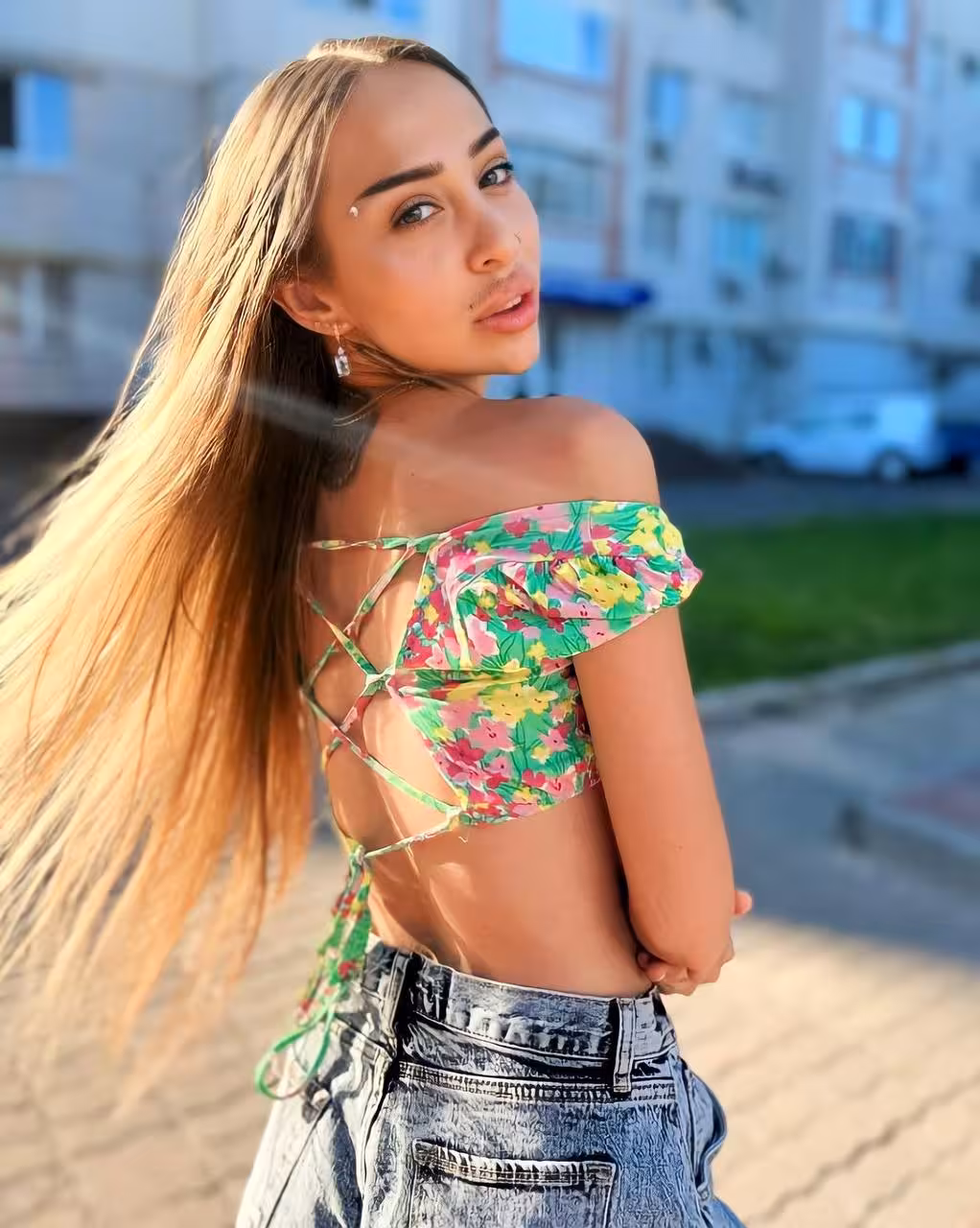Leila philippine dating chat