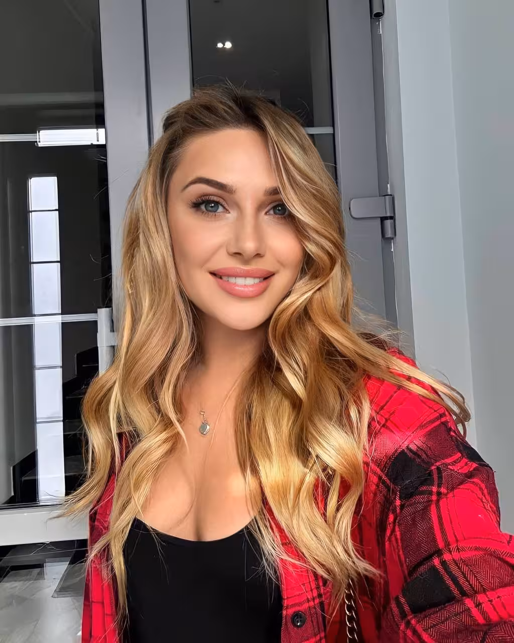 Yana philippine online dating app